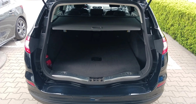 Ford Mondeo cena 57900 przebieg: 28288, rok produkcji 2015 z Maszewo małe 781